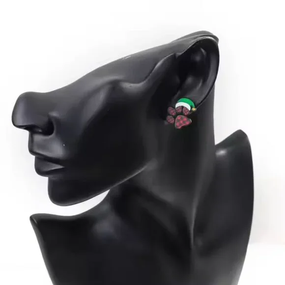 Paw Prints Christmas Stud Earrings Dogs Cats Buffalo Plaid Red Green NEW - Picture 2 of 3